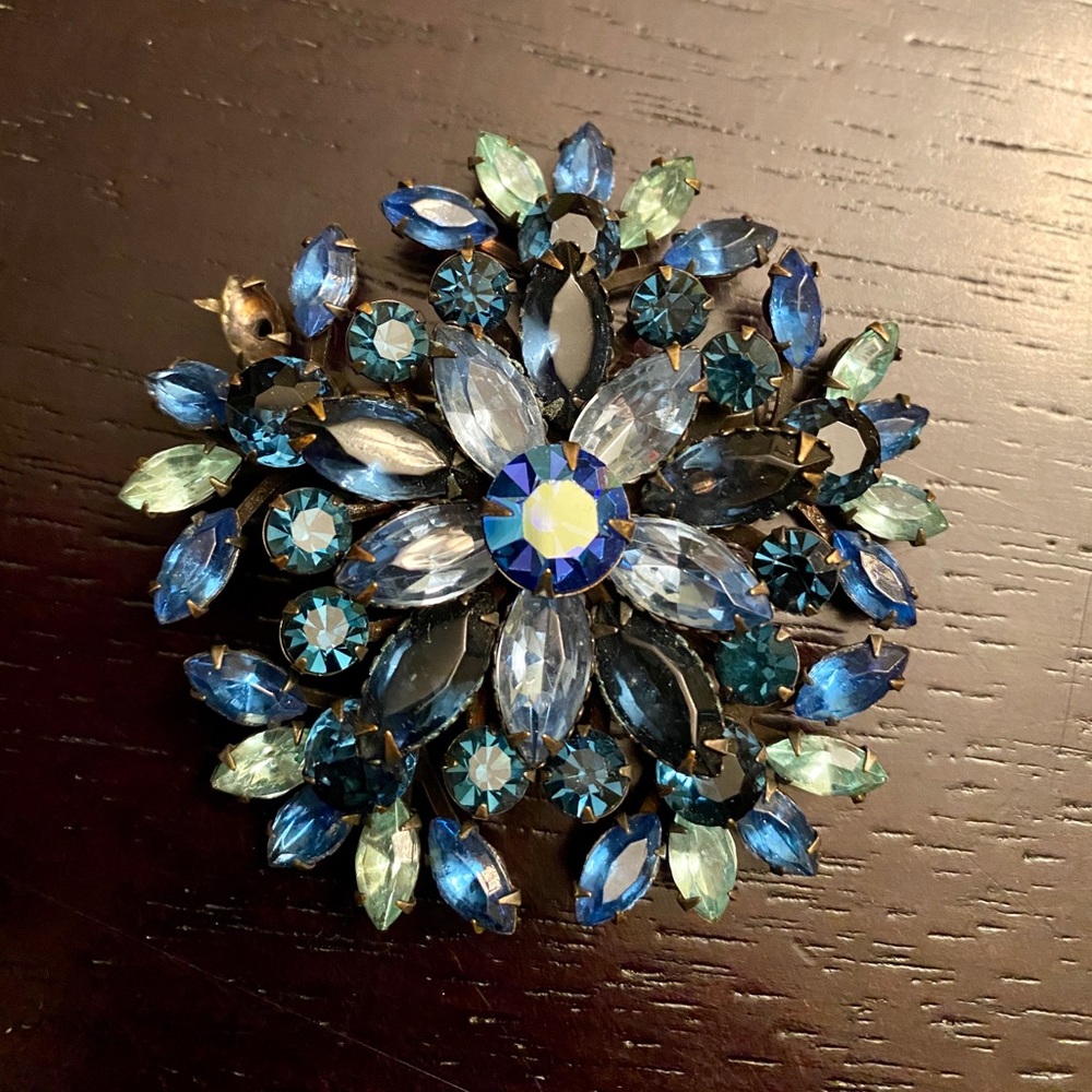Vintage Antique Brooch Shades of Blue